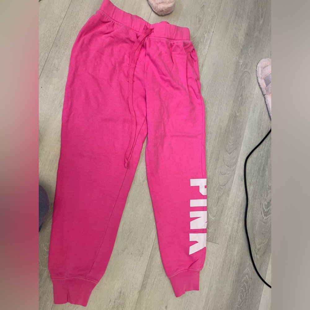 Pink sweat suit - Picture 2 of 2